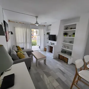  Vakantiehuis Erisa En Dos Min De La Playa, Puerto Marina Spanje