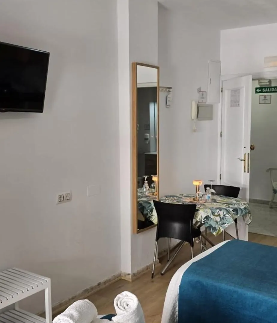 Candisol Cozy Inns Torremolinos Appartement